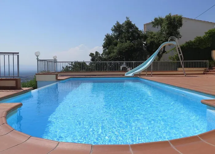 Ibiza 6 * Roses