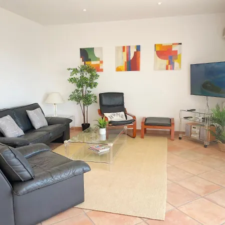 Ibiza 6 *