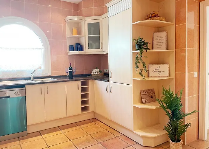 Villa Ibiza 6 *